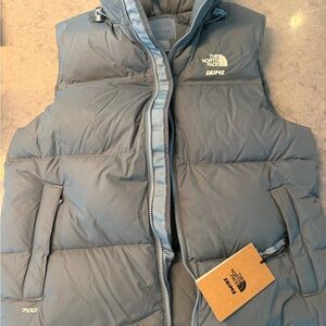 SKIMS x NORTH FACE 1996 NUPTSE VEST PUFFER KYANITE SMALL NWT